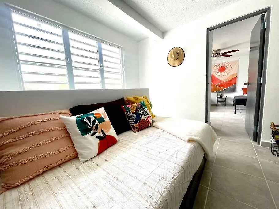公寓 Casa Gumamela - Bright & Spacious 6-Bedroom Units 圣胡安
